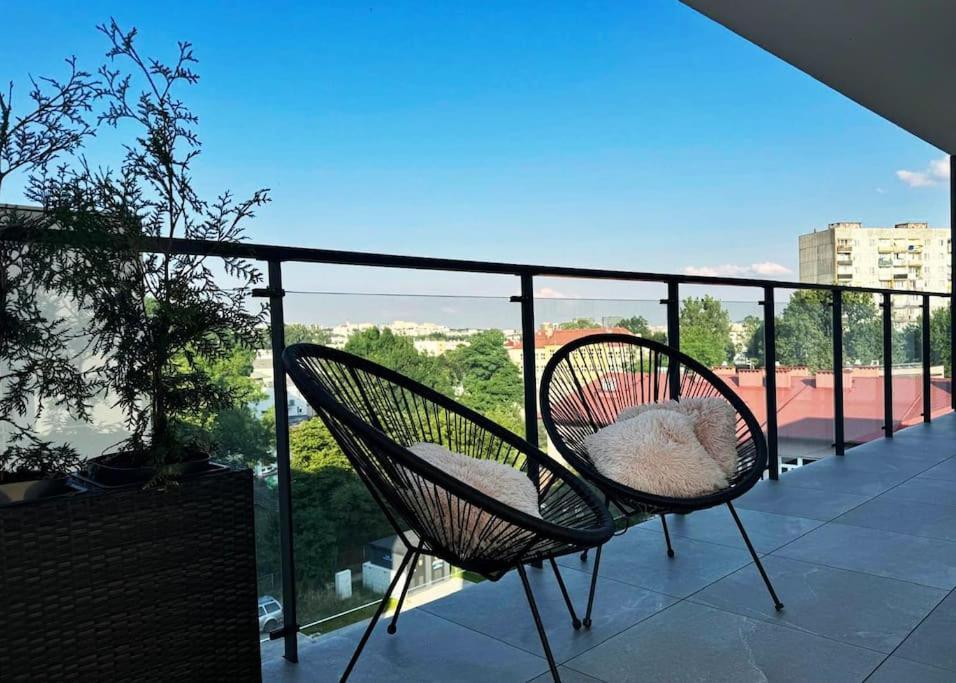 Sowia Z Garazem Podziemnym, Nowy Apartment